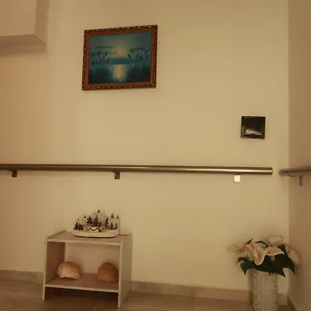 Valeon Three * Saranda