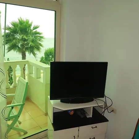 Valeon Three Apartmán *