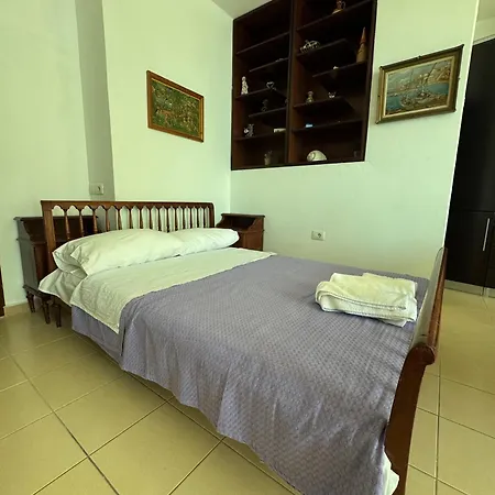 Valeon Three Saranda